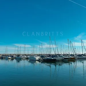 https://apartamento-marina-loft.es-andalucia.com