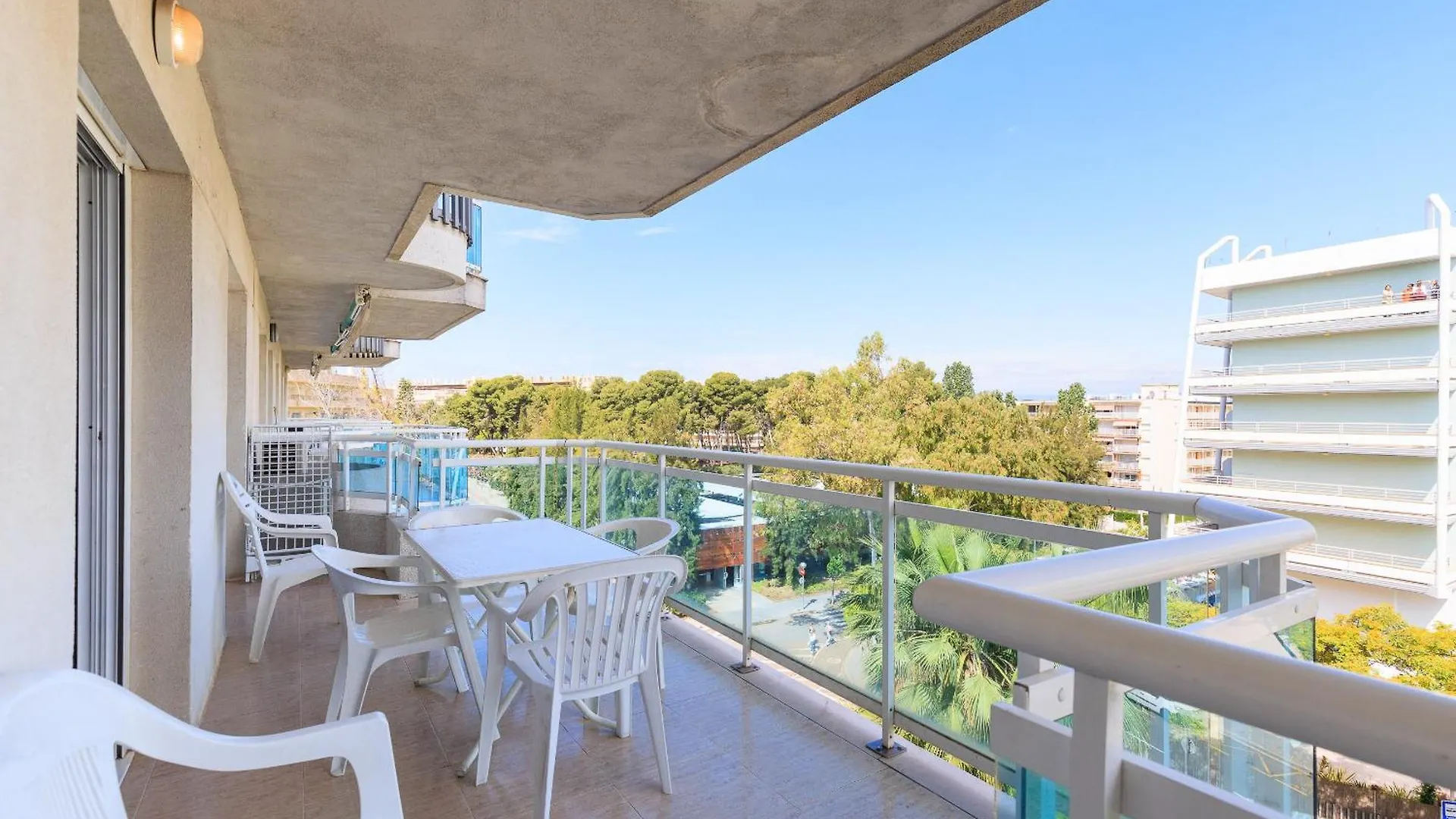 Rentalmar Families Larimar Salou Apartment
