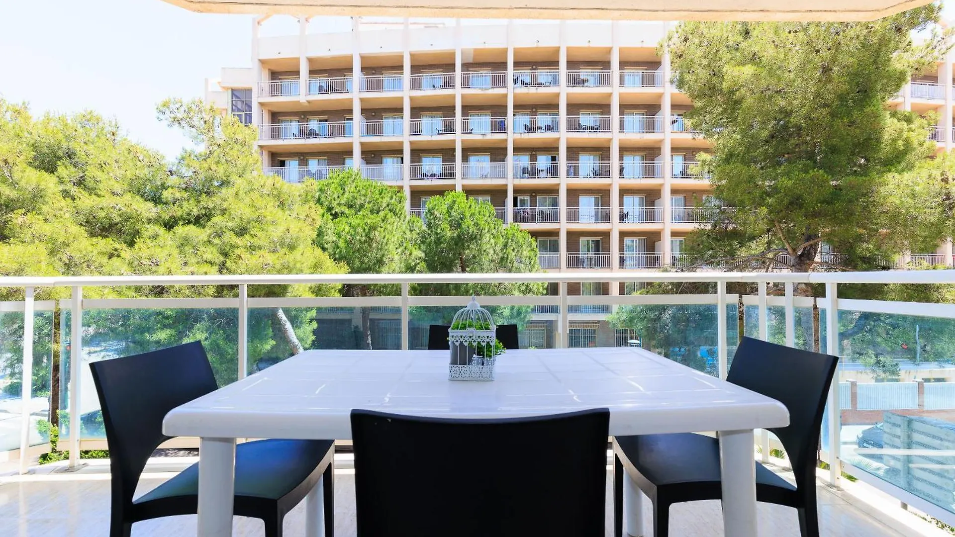 Rentalmar Families Larimar Salou